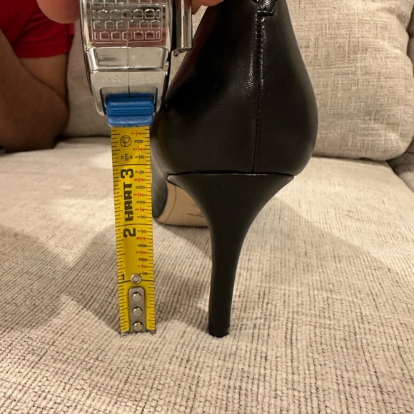 Sam Edelman black pumps - Picture 10 of 10